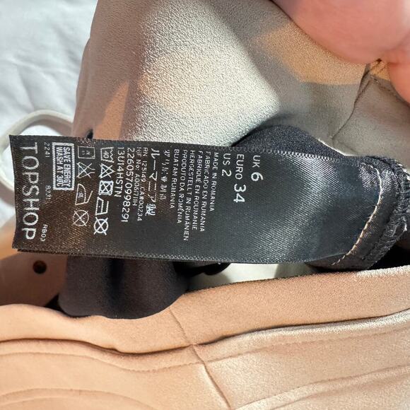 Topshop Women's sz 2 Tan Beige Crop Tank Sleeveless Button Detail Zip Back - Picture 7 of 10